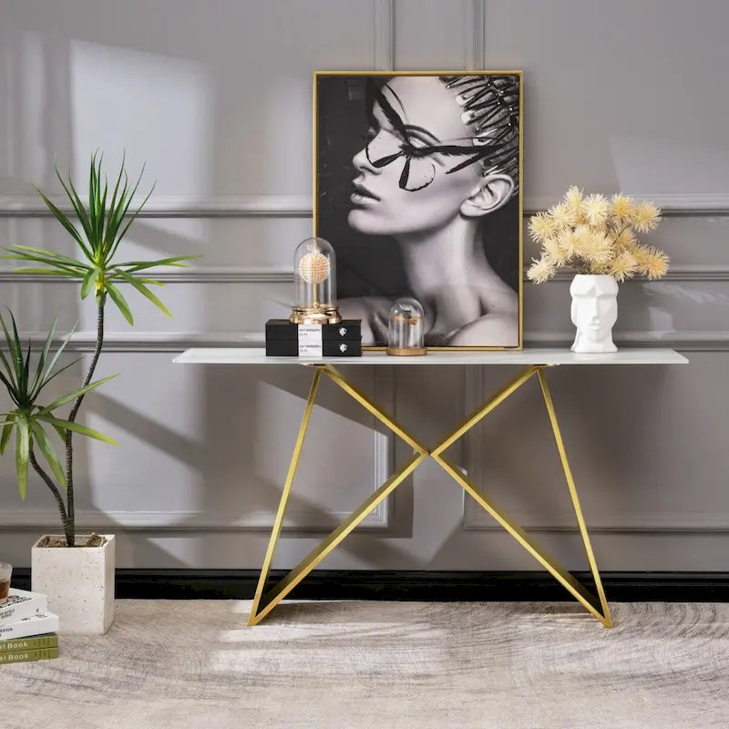 Console en verre trempé blanc avec piètement en métal en forme de M